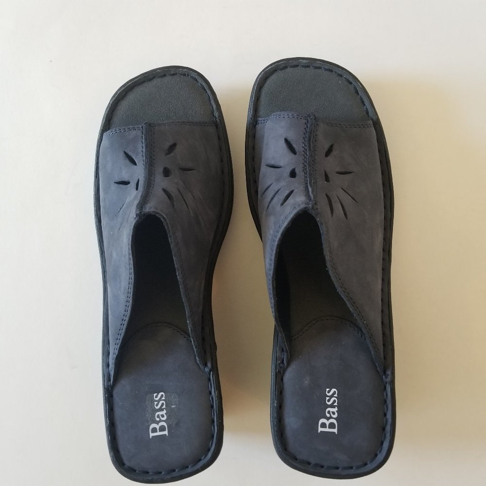 Bass Windham Navy  Blue Leather Wedge Slides  (size 8.5)